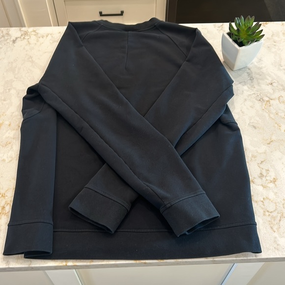 Lululemon Sweatshirt - Picture 5 of 5